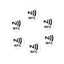 25mm 라운드 NFC 태그 스티커 NTAG213 항 금속 접착제 유니버설 Lable 6pcs, 흰색에 검은 색