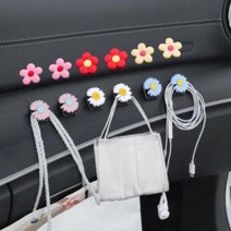 DVU648560은창]차량용 다용도 마스크 걸이 2피스 17종 세트 마스크스트랩 후크 이어폰 휴대용 행거 캐릭터 여행 충전