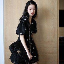 MAJE SRPKY 프랑스 도라지 슈퍼 요정 기질 리틀 블랙 드레스 햅번 스타일 캔 소금 캔 스위트 드레스 여성 여름