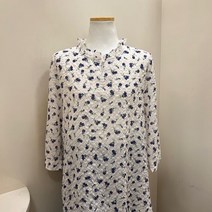 타마라 꽃장미 지지미 블라우스 TABW22632 부천점