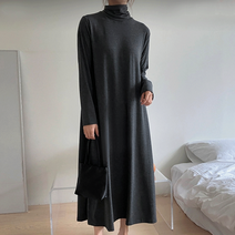 휘뚜루마뚜루 목폴라 터틀넥 루즈핏 플레어 기모 이너 롱 원피스