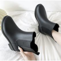 여성용 패션 장화 장마철 비올때 신는 가벼운 편한 여름용 레인 숏 경량 방수 부츠