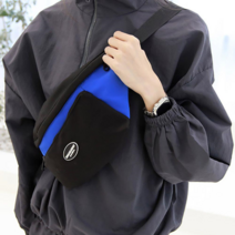 여자 스트릿 지퍼파우치 스포츠 파랑 크로스백