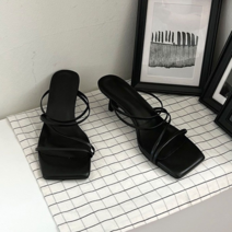 오너클랜 스트랩 슬리퍼구두 캐주얼힐 미들굽 스퀘어코 여름