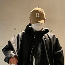 와이호마노 남녀공용 얼굴작아보이는 미니멀 R 로고 볼캡 면 모자