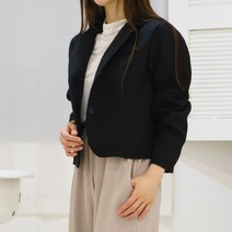 간절기 루즈핏 투버튼 여성숏자켓 데일리코디 하객룩