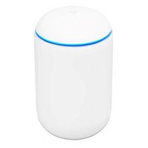 Ubiquiti UniFi Dream Machine 올인원 라우터(2핀 EU 플러그 포함) -13548, 하나의
