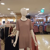 크로커가일레이디 울산점 구김없고 손세탁가능하고 하나만입기 편하고 1만원대 가격 너무싸다 선물용 티셔츠 간편한 나들이티셔츠 여행용티셔츠 엄마티셔츠 힙 살짝 덮어주는 ##롱티셔츠 전채적 스트라이프## 생동감있고 날씬