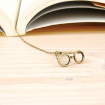 책갈피 B1 안경