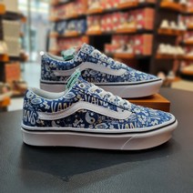 (반스) Ua Comfcush Old Skool # Pastel Tie De # 여성화 # multi/true white (VN0A5DCB1)