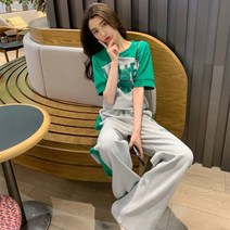 플리츠 점프 수트 골프 점프수트여성용 캐주얼 반팔 티셔츠 탑스 팬츠 2 투피스 세트 한국 버전 패션 여