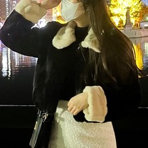 카라 배색 물결 라인 크롭 숏 퍼 코트 무스탕