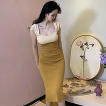 메이킹유 민소매 슬림핏 배색 스퀘어넥 8960스티프원피스