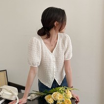 코코블랑 포밋 링클 콩단추 블라우스