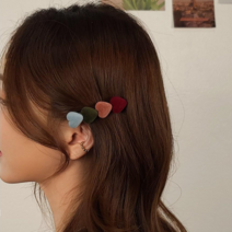 초콜리트쥬얼리 [1+1 무배] 러뷰 벨벳 컬러 하트 포인트 앞머리 고정 미니 옆머리 집게핀 8컬러