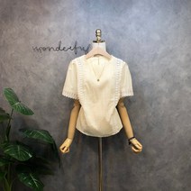 라임브릿지 이너프 라인 펀칭 레이스 라운드 반팔 블라우스