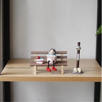 북카페 인테리어 책선반위 진열 장식품 북유럽빈티지 대 40대여성 엔틱인테리어