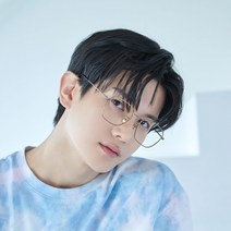 멜라크메 국산 티타늄 베타티타늄 가벼운 7g 슬림 사각 안경테 자외선 블루라이트 차단 렌즈 안경