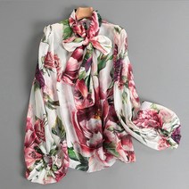 화려한 프린트의 꽃무늬 블라우스 화이트 플라워 패턴 리본셔츠 하늘거리는 데이트룩