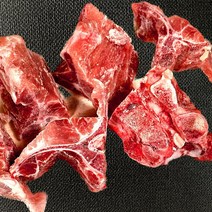 [스트리트미트] 한돈 한돈 돼지 등뼈 / 감자탕 뼈찜 뼈해장국 돈뼈 국내산 1등급 이상, 2kg, 1개