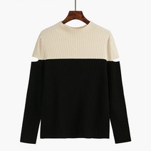 라운드넥 좀 특이한 니트 통통녀 데일리룩 봄 가을 블라우스 오피스룩 데이트룩