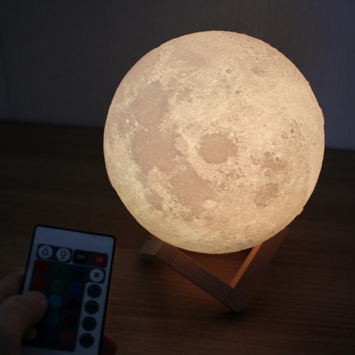 옆동네몰 입체 달 충전식 밝기조절 LED 무드등 16색 8cm + 리모컨, 혼합색상