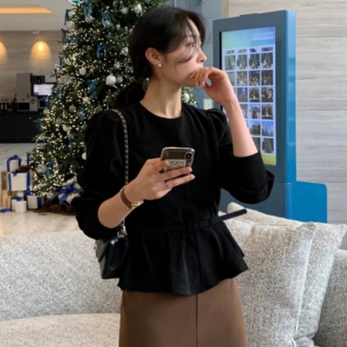 뉴욕멋쟁이 시아 세미크롭 벨트 블라우스