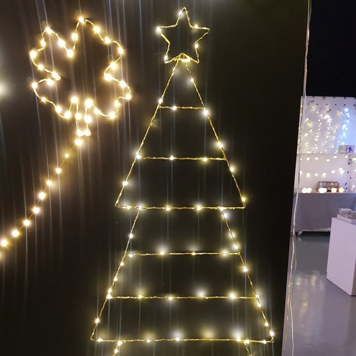 LED 지네전구 설정장식 트리 96구 (145cm) 전원잭 포함