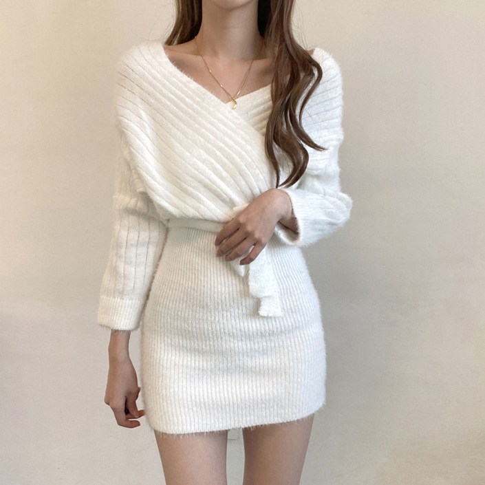 비비에모 르블랑 벨트 포인트 니트 랩 원피스 12056