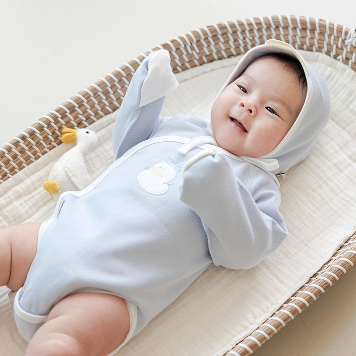 메르베 신생아 배냇수트 100 순면 배내바디슈트 2단스냅 메르베 신생아 배냇수트 100 순면 배내바디슈트 2단스냅