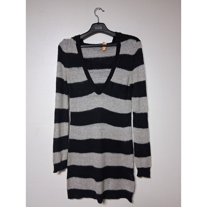 코데즈컴바인 모혼방 오버핏 오프숄더 스트라이프 후드 니트원피스/55-66/민구제