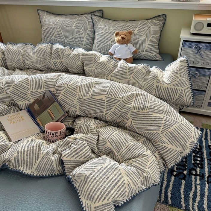 부드러운 사계절 고밀도 침구세트 먼지없는 극세사 이불커버+침대시트+베개커버 세트 (S/D/Q)