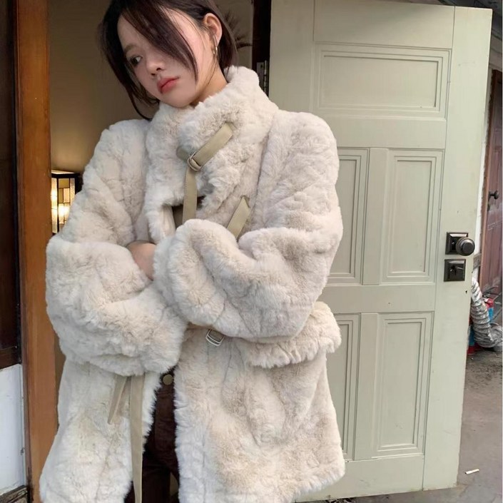 여성 무스탕 자켓 가을 겨울 캐주얼 빈티지 자켓 아우터 루즈핏 도톰 코트 슬림핏 기모 퍼 일체형 램스울 코트 WGYXHD