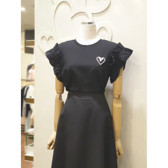 샤틴 프릴 소매 라운드 티셔츠