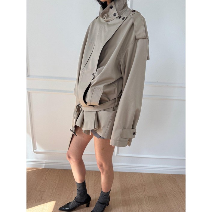 런던플랏 맥하프 트렌치 코트 1color 25FW