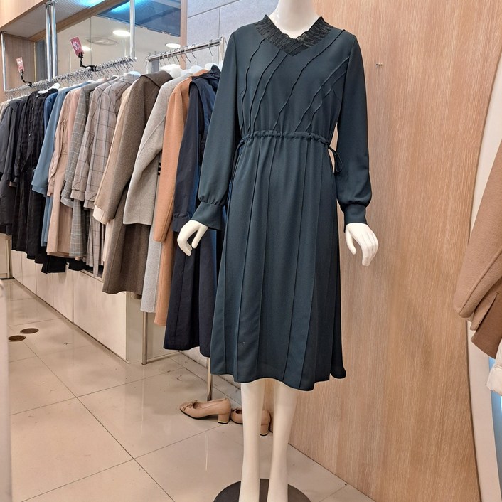 프로그램 초특가 가성비짱 브이넥그린핀턱롱원피스,p223o007 울산뉴코아울산점