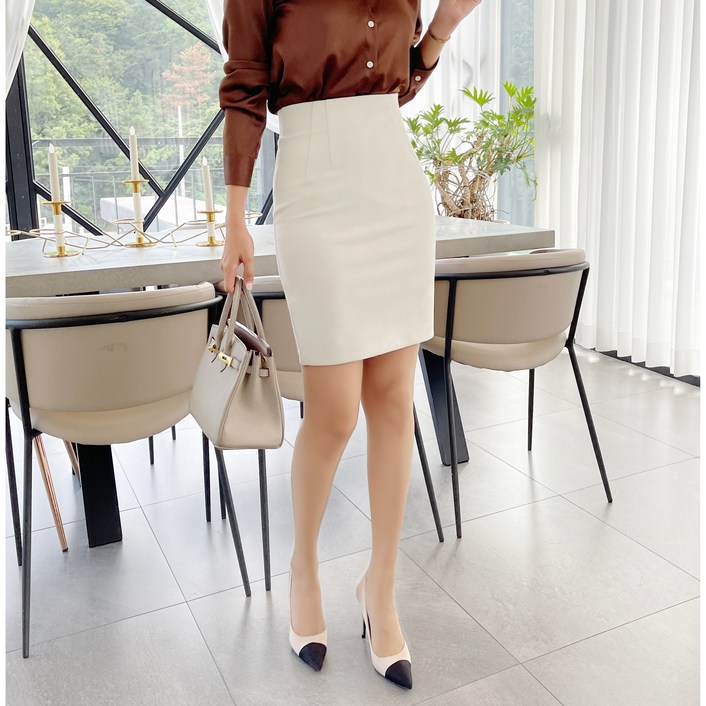 이푼아이 H라인 스판 뒷트임 스커트