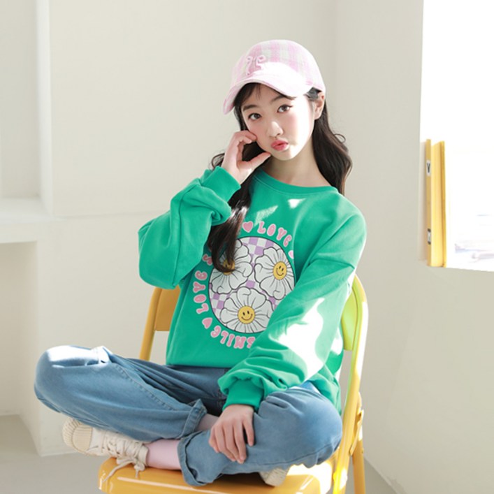 나나주니 라운드넥 데이지 맨투맨