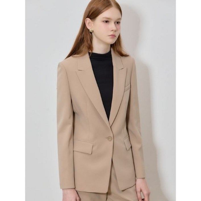 [백화점] 쉬즈미스 [하프클럽] 2SET 피크드 싱글 재킷+베이직 크롭 슬랙스 2종세트 (택가격506000원) 202932