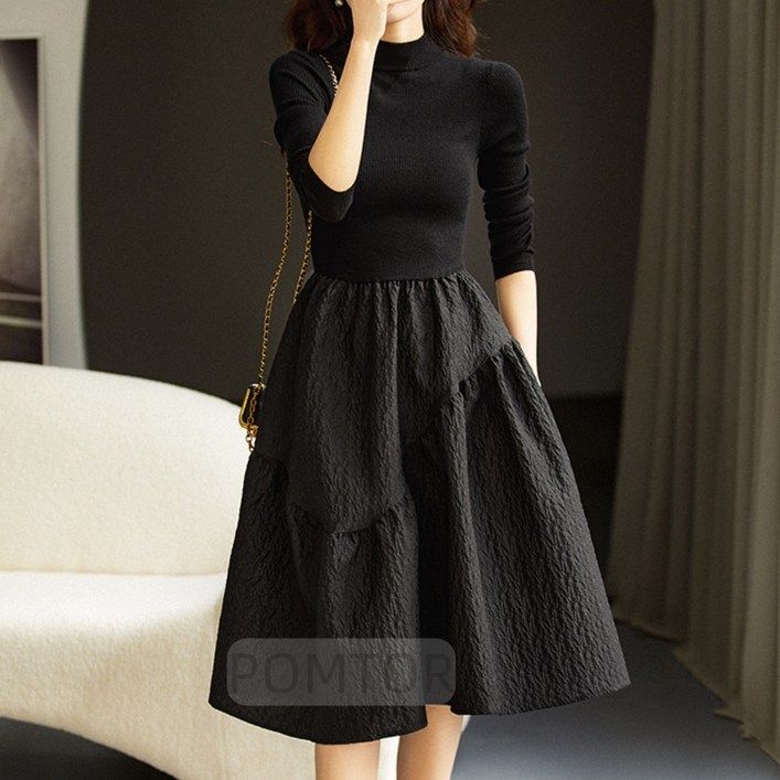 POMTOR 여성 가을겨울 니트 배색 슬림핏 원피스