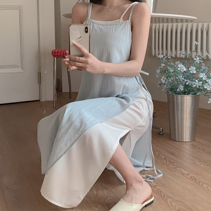 떳다그녀 르폴디 이중 레이어드 투톤 뷔스티에 슬립 휴양지룩 슬리브리스 리본 옆트임 나시 롱원피스