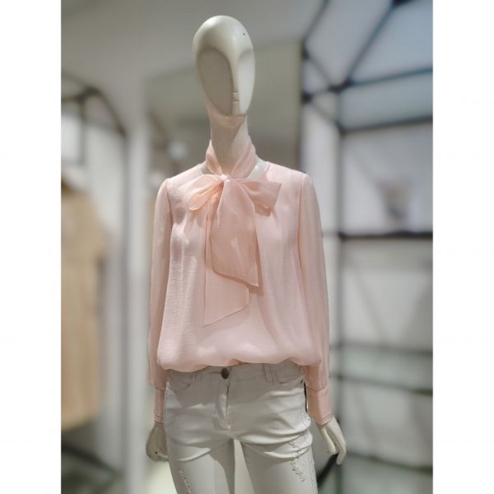 SI리본 셔링 핀턱 포인트 블라우스SGBAB24613529740 백화점 SI리본 셔링 핀턱 포인트 블라우스SGBAB24613529740 백화점