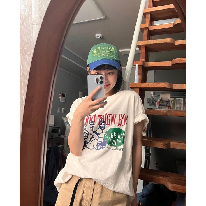 한테켓 북극곰 귀요미 빈티지 반팔 코디 캐주얼 티셔츠 상의 한
