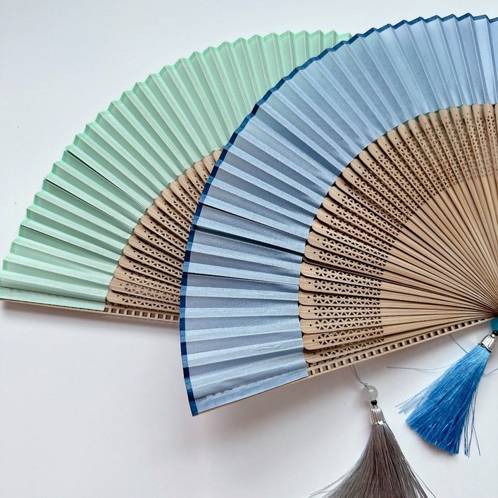 오디너리아틀리에 비비드 합죽선 부채 대나무 무지 접이식 너슬, 2개, 민트+블루