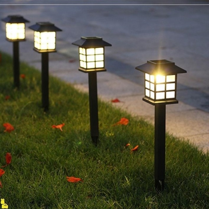 CKLIVING 태양열 야외 조명 정원등 잔디등 LED 8개