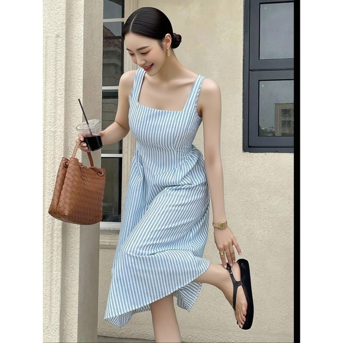 스트라이프 스퀘어넥 슬리브리스 드레스 롱원피스