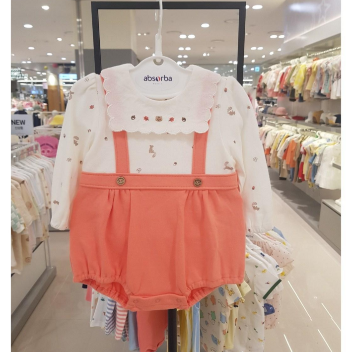 압소바  상큼한 오렌지 컬러와 다람쥐 패턴 라벨르 가을 우주복 NC대전 유성점