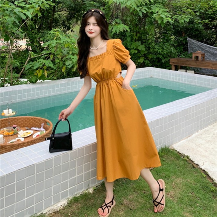 피어니스트 허리트임 스퀘어넥 원피스 피어니스트 허리트임 스퀘어넥 원피스