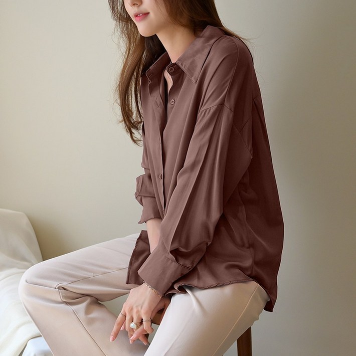 데일리앤 앨리슨 루즈핏 실키 블라우스