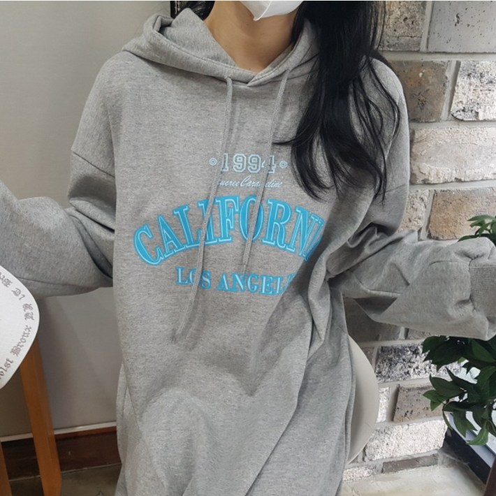 상상그이상 여성용 국내제작 데일리 마실룩 레터링 양트임 오버핏 후드 롱원피스 꾸안꾸룩 집순이룩